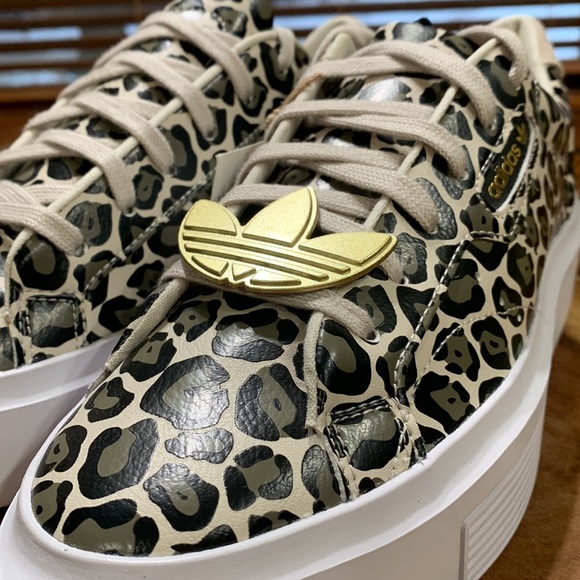 adidas gazelle silver green womens Adidas x Bad Bunny Campus Shoes  Extra Butter